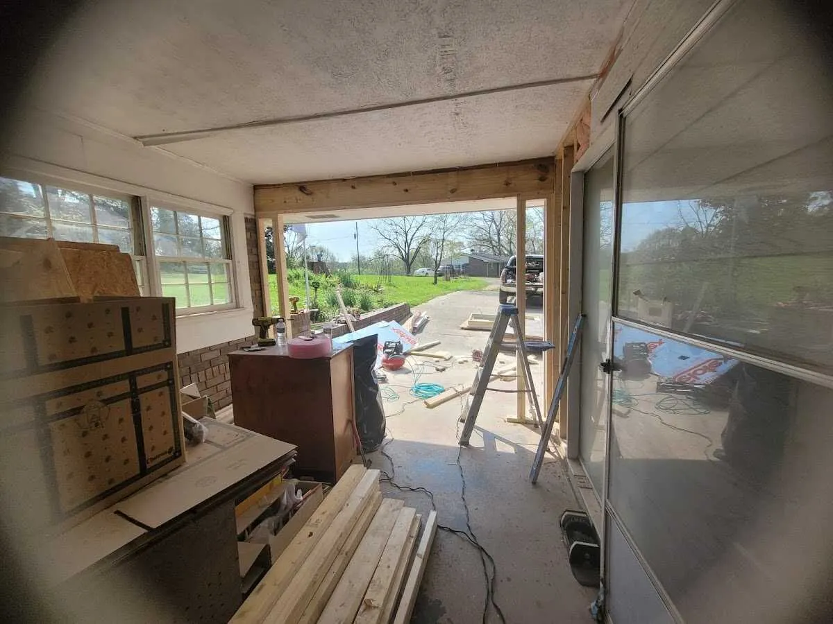 Air movers and dehumidifier for Drying & Dehumidification in Destrehan